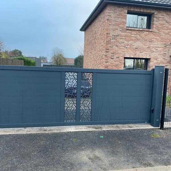 Portail coulissant à Hergnies