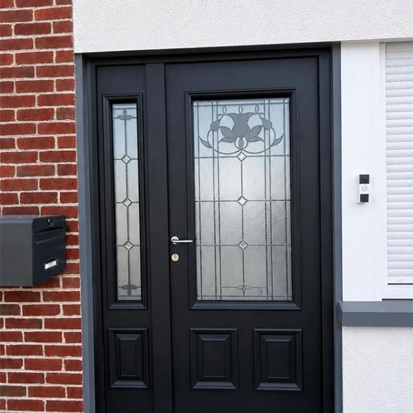 Porte d’entrée BELM CATTAWA en aluminium à Beuvrage